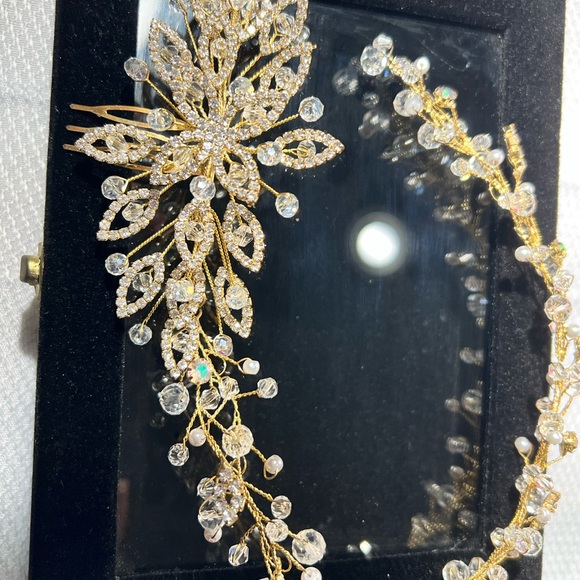 Hair gems for all ocasiones fits all head types comes with box - Picture 3 of 7